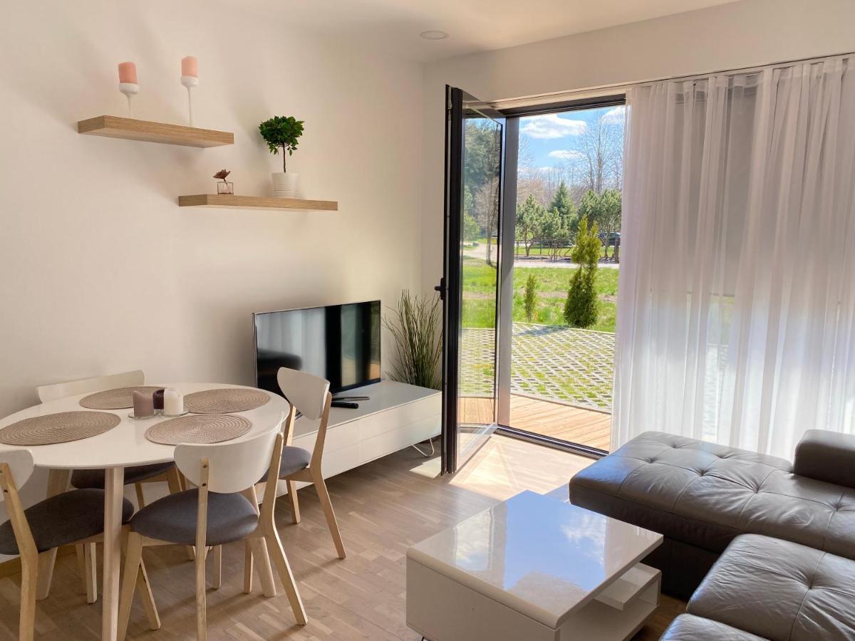 Smilciu Trio Keturvieciai Apartamentai Su Terasa Palanga Luaran gambar